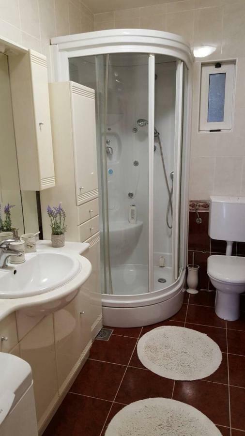 Apartman Luly Lejlighed Kaštela Eksteriør billede